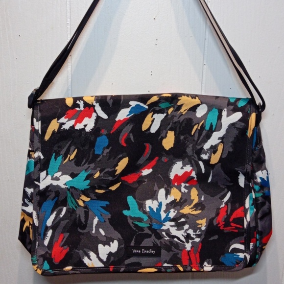 Vera Bradley Handbags - Vera Bradley Lightenup Messenger Bag Splash Floral